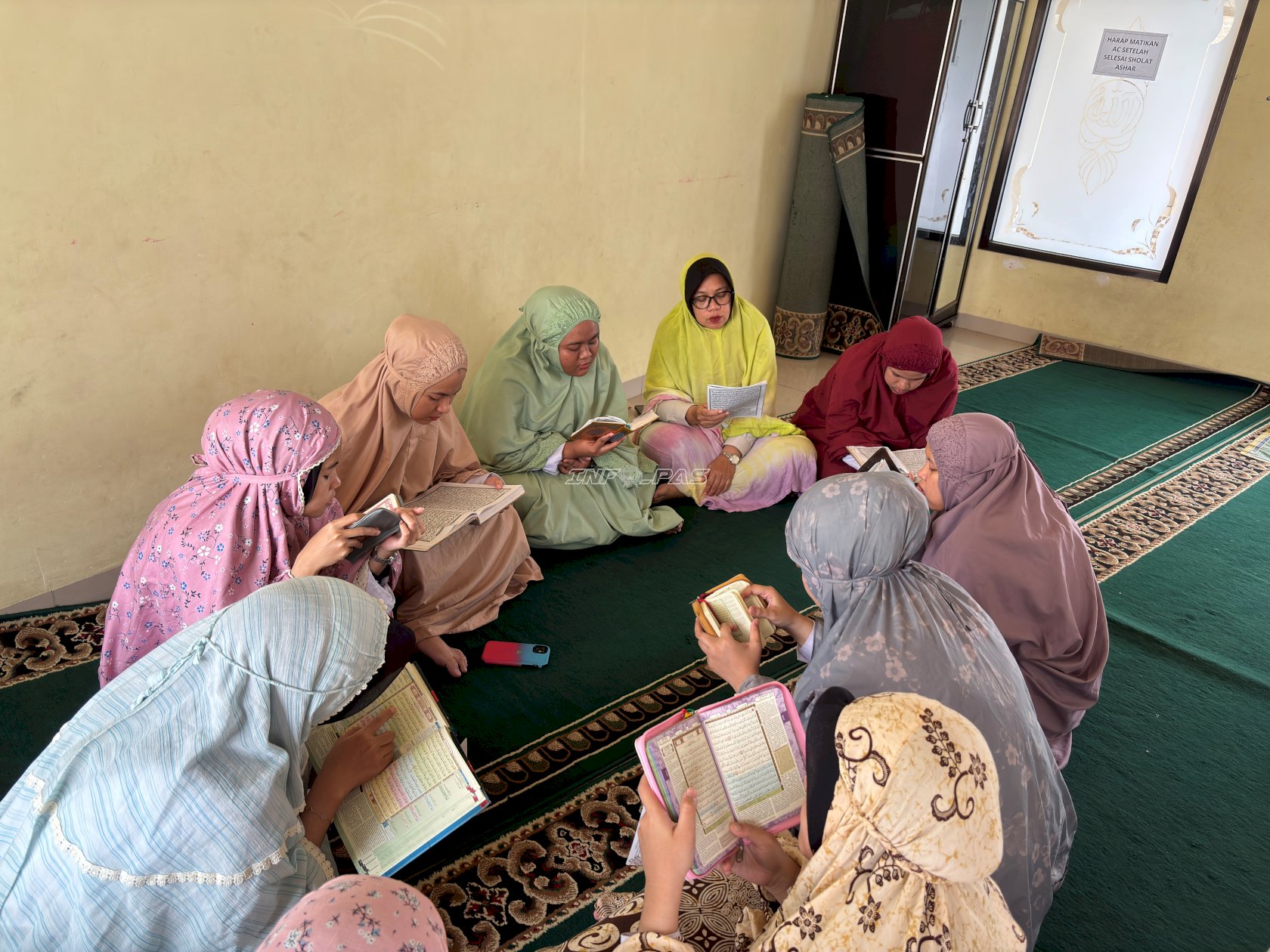 Tadarus di Bulan Ramadan, Kanwil Ditjenpas Sumsel Targetkan Khatam Al-Qur'an Bersama