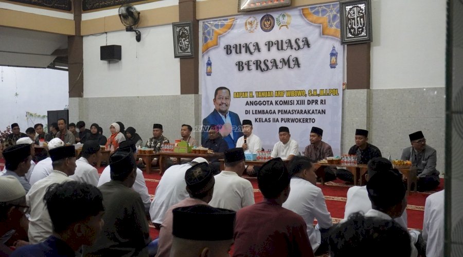 Pererat Silaturahmi Ramadan, Warga Binaan dan Petugas Lapas Purwokerto Buka Puasa bersama Anggota Komisi XIII DPR RI