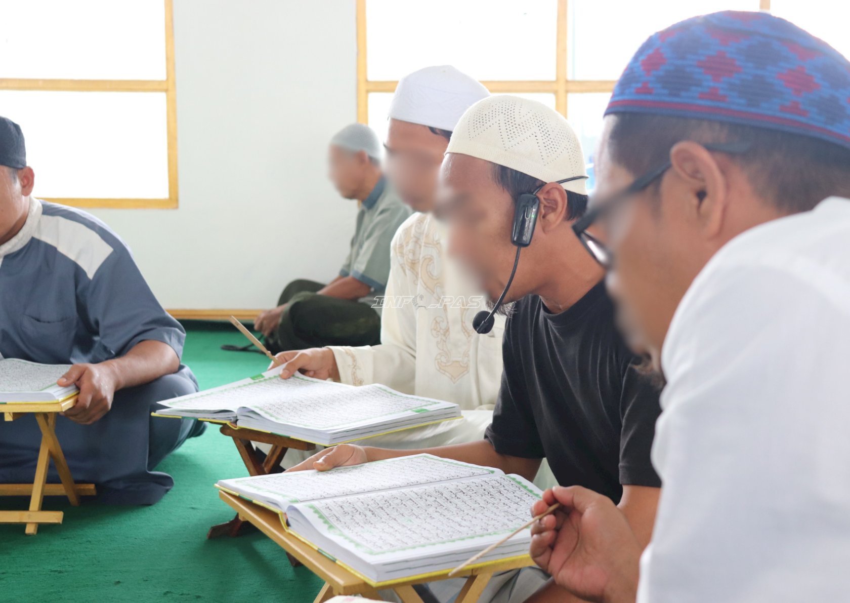 Tingkatkan Ibadah di Bulan Suci, Warga Binaan Lapas Tanjung Tadarus bersama Kemenag Tabalong