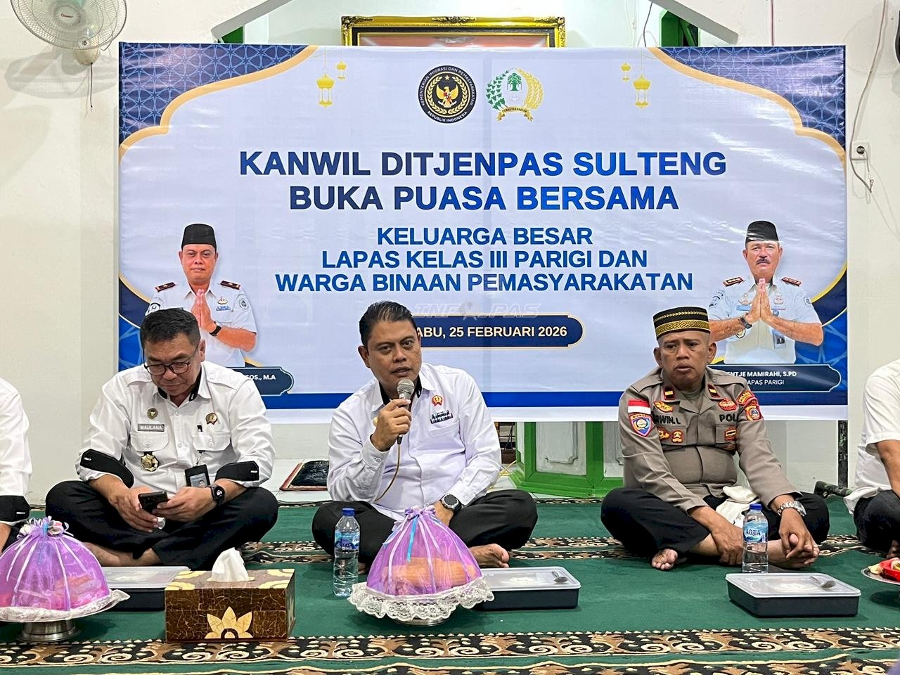 Buka Puasa “Ompreng” Jadi Simbol Kebersamaan Safari Ramadan Kanwil Ditjenpas Sulteng di Lapas Parigi