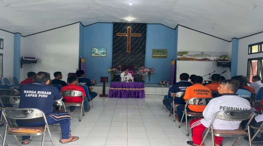 Perkuat Iman, Warga Binaan Kristen di Lapas Piru Jalani Pembinaan bersama Kemenag Kab. SSB