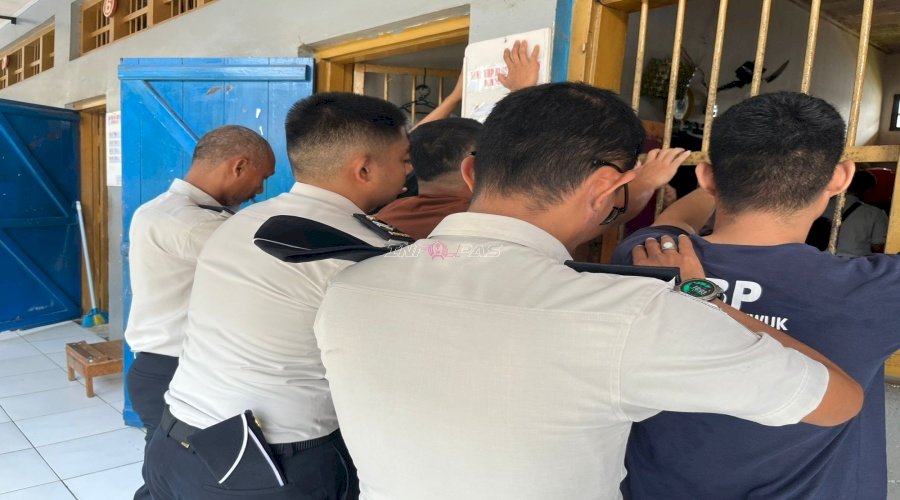 Razia Blok Hunian, Lapas Tolitoli, Perkuat Keamanan dan Ciptakan Lingkungan Kondusif