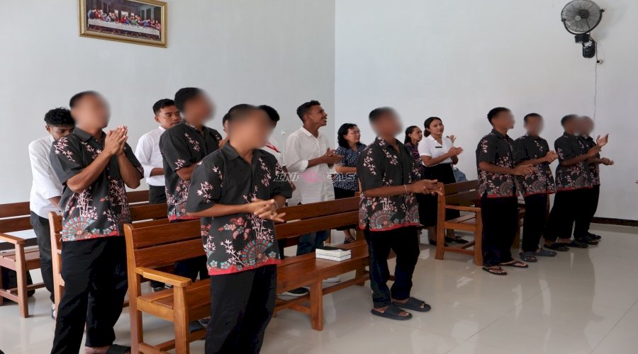 LPKA Ambon Teguhkan Pembinaan Rohani Anak Binaan lewat Pendalaman Alkitab