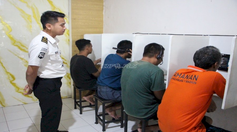 Jembatan Rindu dengan Keluarga, Warga Binaan Lapas Kelas I Madiun Manfaatkan Wartelsuspas 