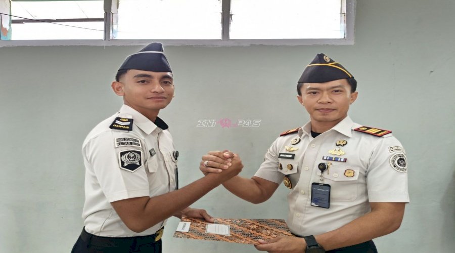 12 Petugas Rutan SoE Naik Pangkat, Karutan Dorong Peningkatan SDM