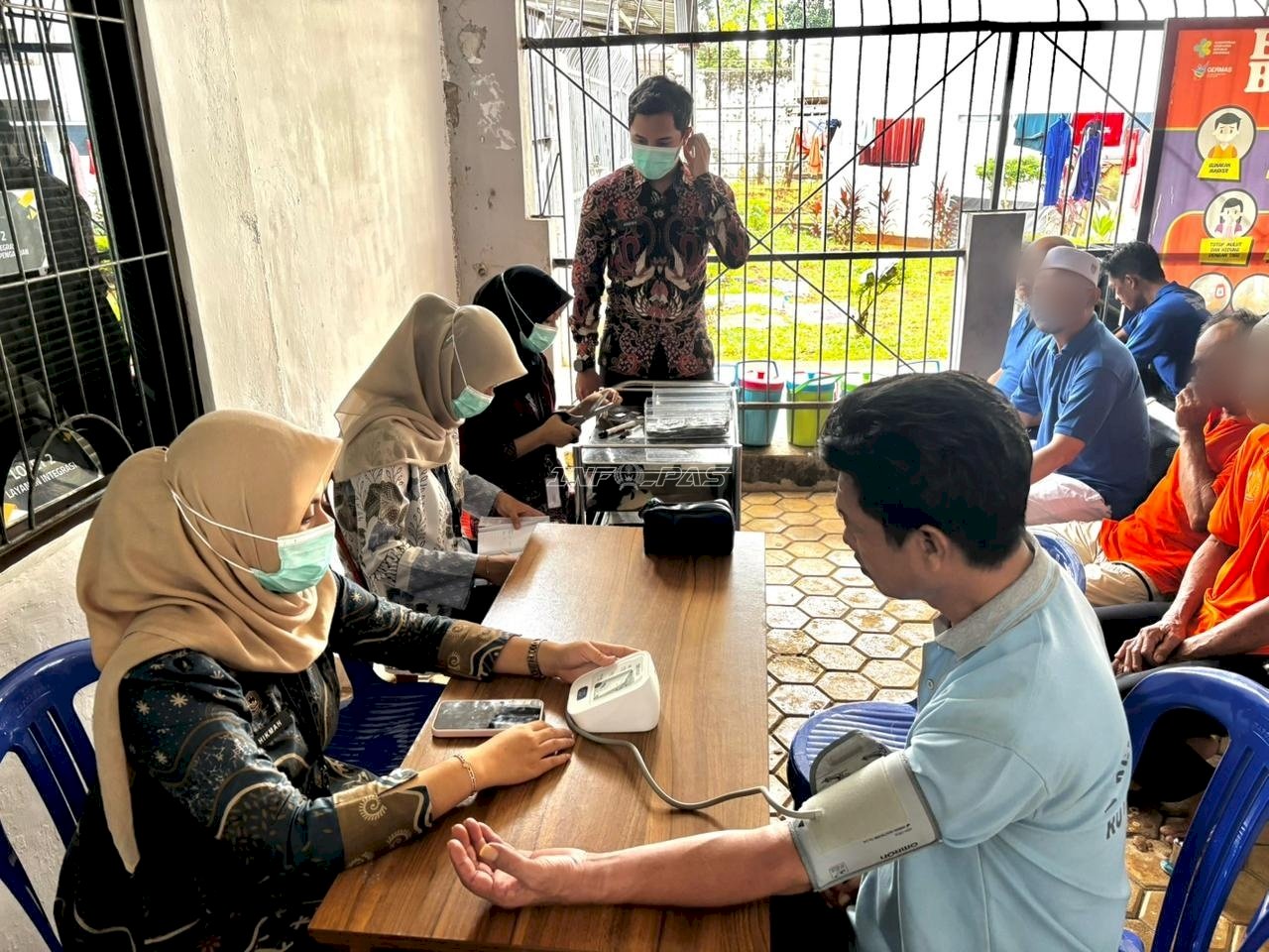 Rutan Pelaihari Pantau Kesehatan 23 Warga Binaan lewat Pemeriksaan Hipertensi dan Diabetes