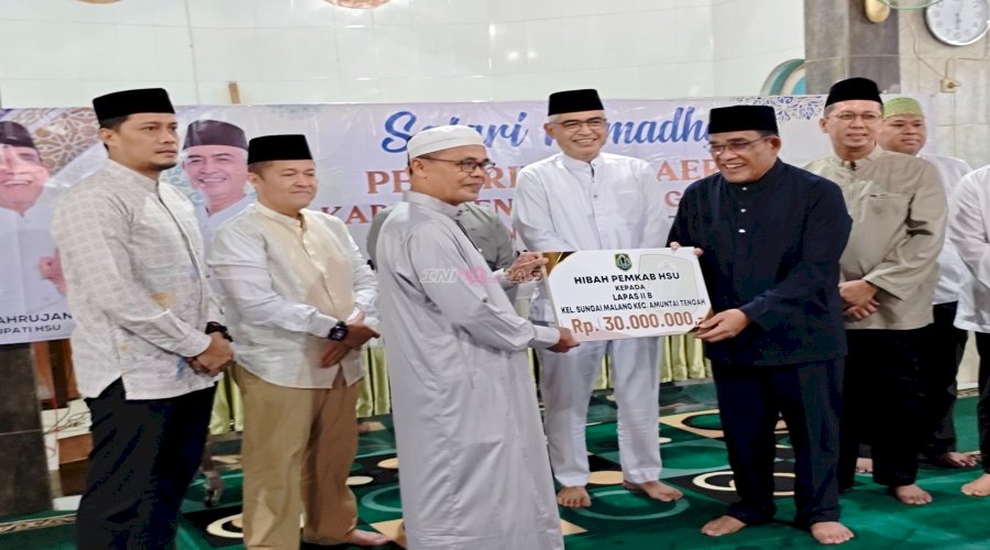Ponpes At Taubah Lapas Amuntai Terima Dana Hibah dari Pemkab HSU pada Safari Ramadan Bupati