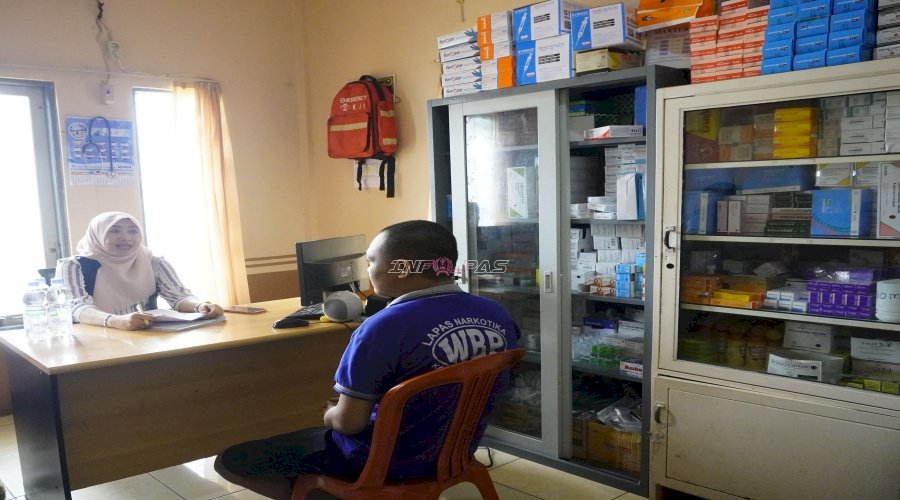 Peduli Kesehatan Mental, Warga Binaan Lapas Narkotika Karang Intan Konsultasi Langsung dengan Psikiater