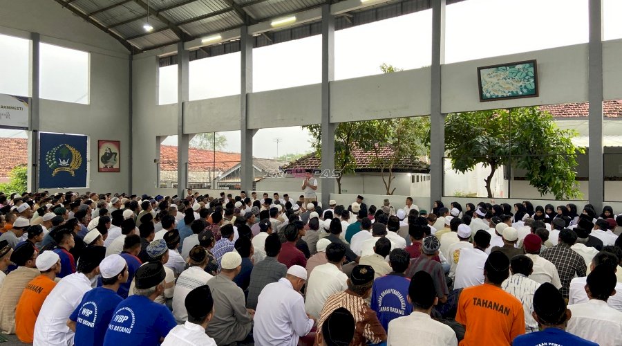 Lapas Batang Gelar Pengajian Nuzulul Qur’an serta Buka Puasa Bersama Petugas dan Warga Binaan