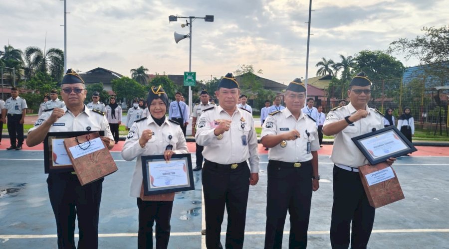 Tiga Petugas Lapas Banjarmasin Raih Penghargaan Petugas Teladan Triwulan I 2026