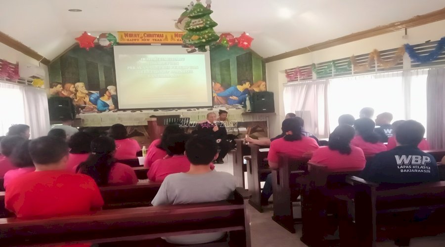 Teguhkan Iman, Warga Binaan Kristiani Lapas Banjarmasin Jalani Ibadah Pelayanan HKBP Borneo