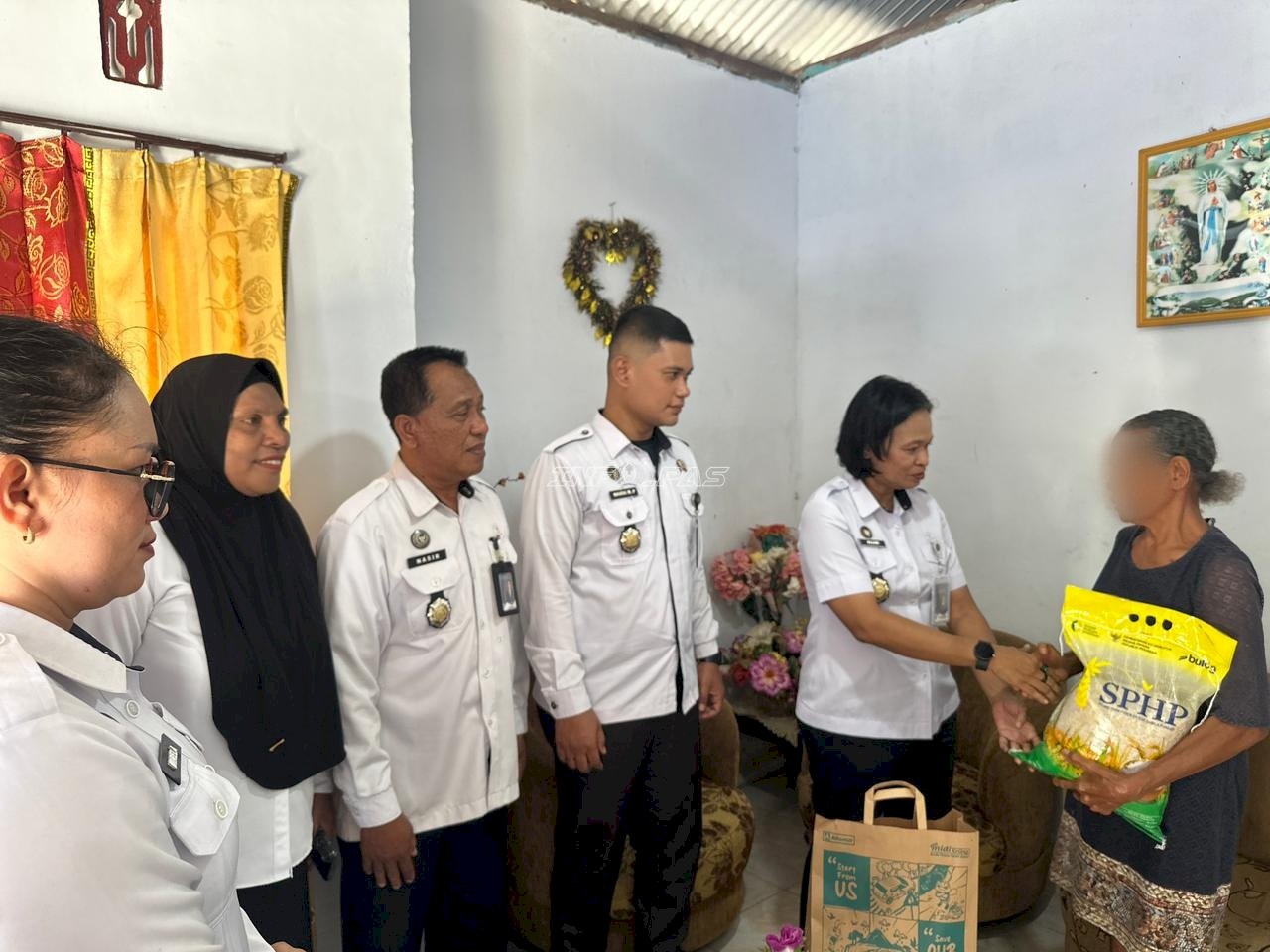 Bapas  Ambon Berbagi Sembako, Wujud Pemasyarakatan Hadir dan Bermanfaat