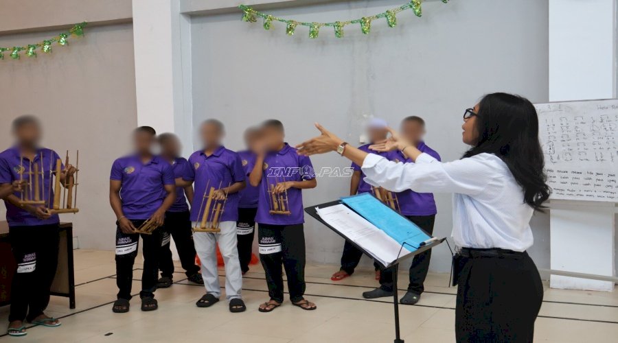 LPKA Ambon Tingkatkan Kreativitas Anak Binaan melalui Pelatihan Seni Musik Dasar