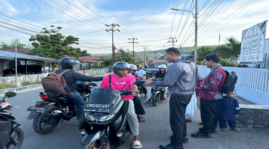 Berbagi Takjil, Lapas Luwuk Kenalkan Produk Tata Boga Buatan Warga Binaan