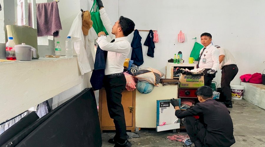 Jelang Nyepi dan Idulfitri, Lapas Bandanaira Gelar Razia dan Tes Urine Mendadak