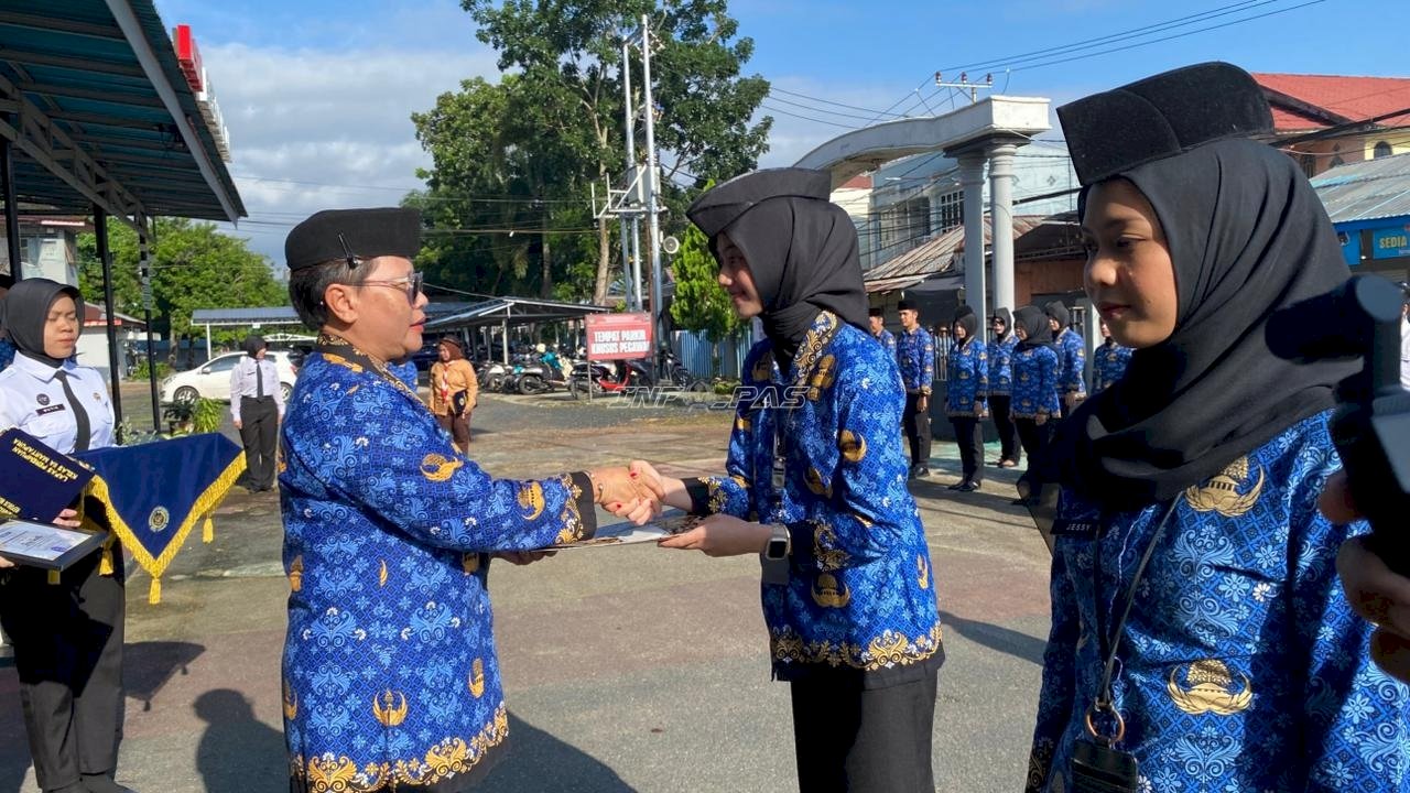 Lapas Perempuan Martapura Beri Kenaikan Pangkat dan Penghargaan Pegawai pada Apel Kesadaran Nasional