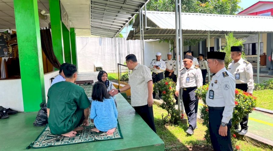Kakanwil Ditjenpas Kalsel Pantau Layanan Idulfitri Hari Ke-3 di LPKA dan Lapas Perempuan Martapura