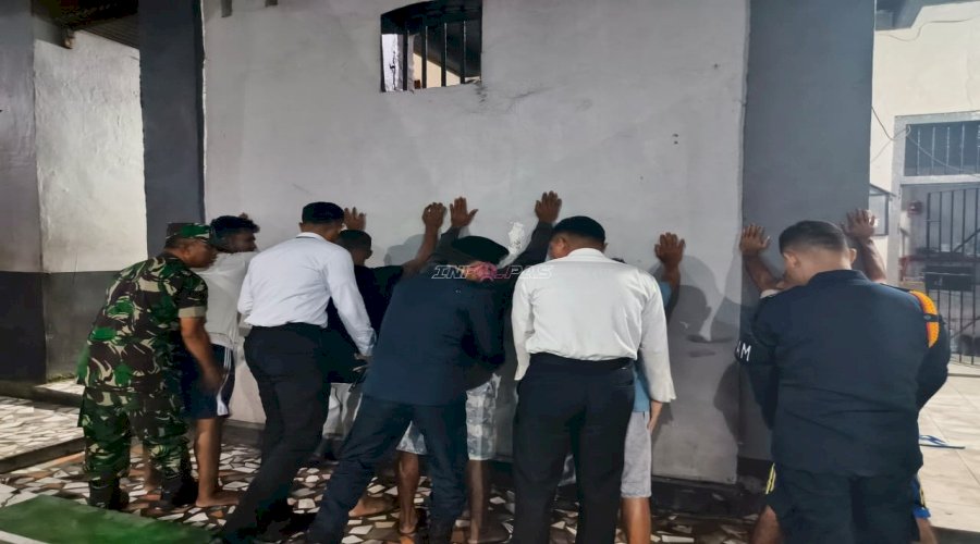 Awali April dengan Komitmen, Razia Gabungan Lapas Wahai dan Koramil Tingkatkan Keamanan Lapas