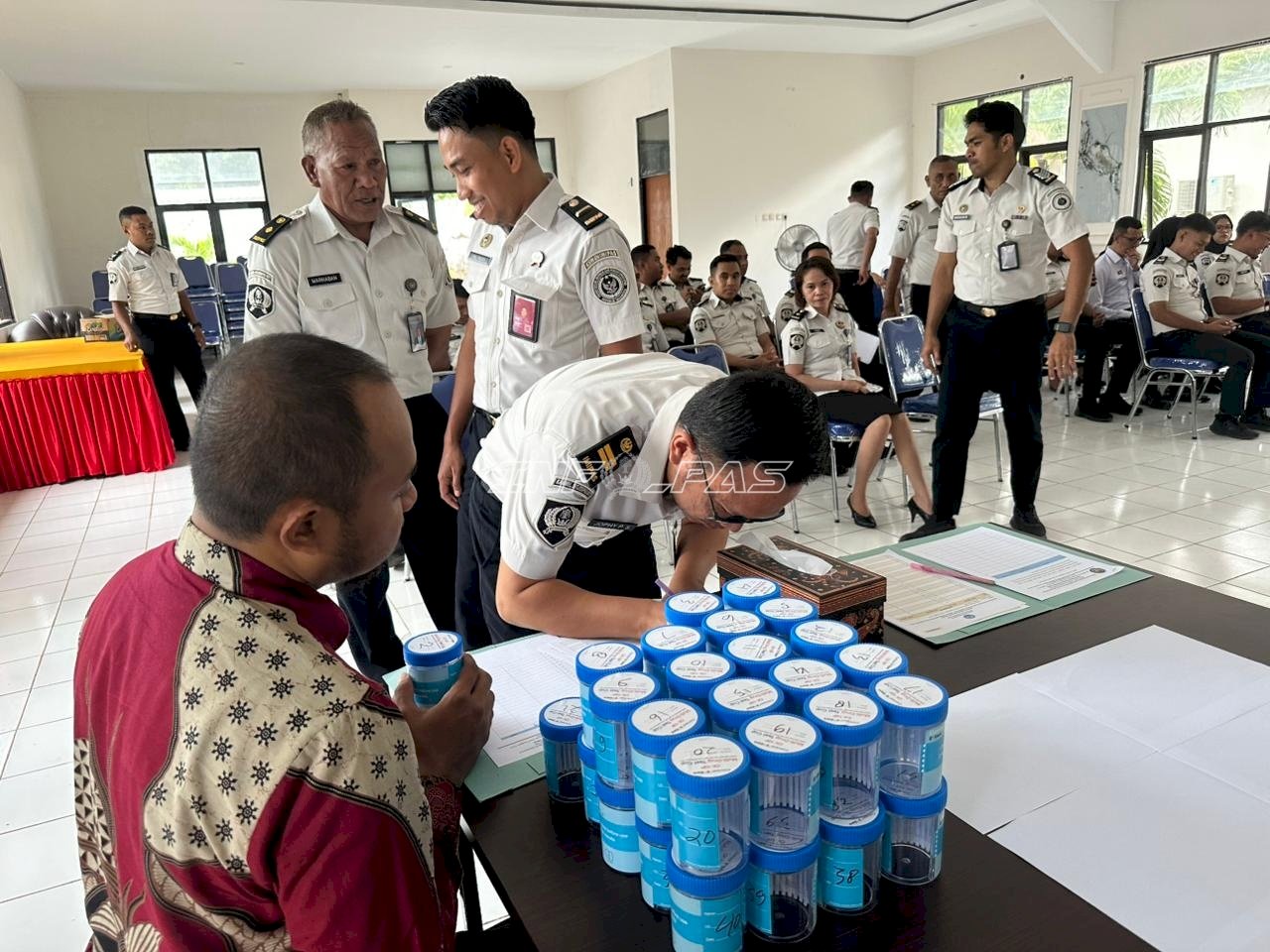 Perkuat Integritas, Kanwil Ditjenpas NTT Pastikan Pegawai Bersih Narkoba