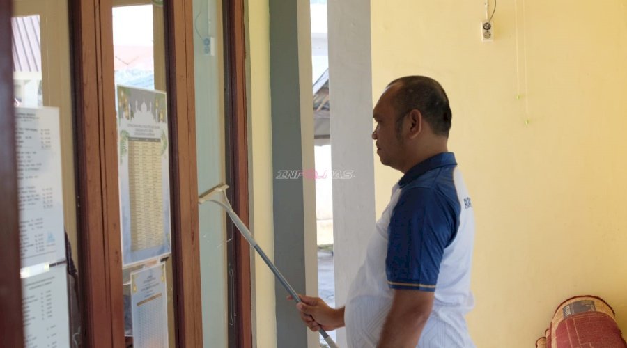 Rutan Rantau Gelar Pembersihan Fasilitas Umum di Langgar Sofyan Al Muhdar