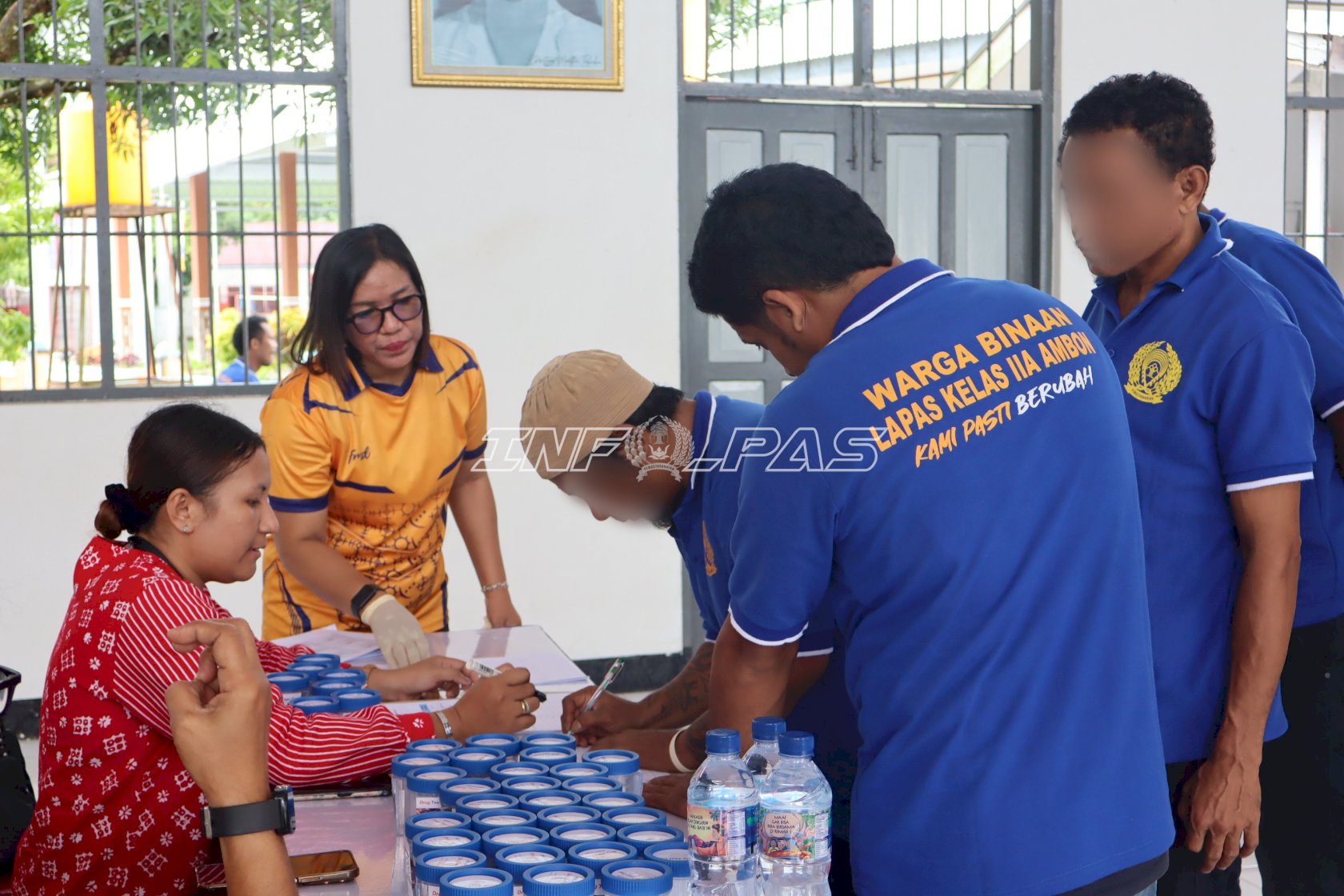 Wujudkan Pemasyarakatan Bersih, Lapas Ambon Gandeng BNNP Maluku Laksanakan Tes Urine