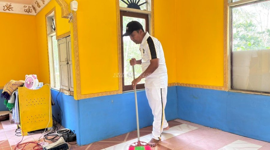 Peringati HBP Ke-62, Lapas Batulicin Gelar Bakti Sosial Bersih-Bersih Musala 