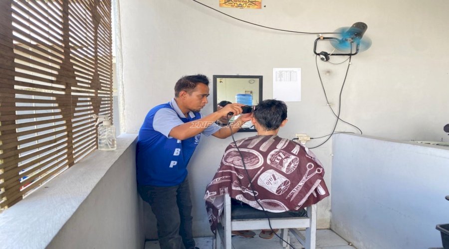 Lapas Tanjung Bekali Warga Binaan dengan Pelatihan Pangkas Rambut dan Pengelasan