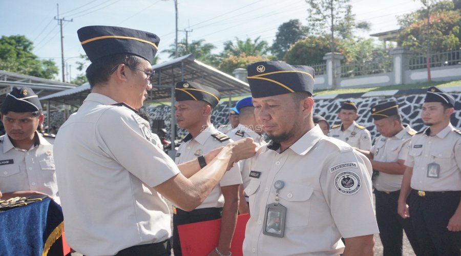 Lapas Tanjunpandan Kukuhkan Kenaikan Pangkat 20 Petugasnya