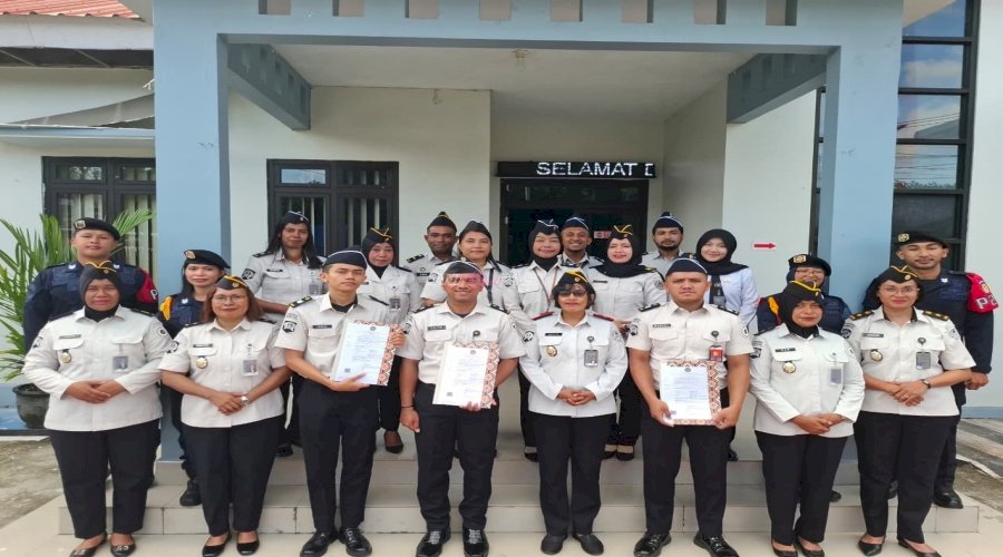 Kenaikan Pangkat Disematkan, Lapas Perempuan Ambon Perkuat Integritas dan Kinerja Petugas