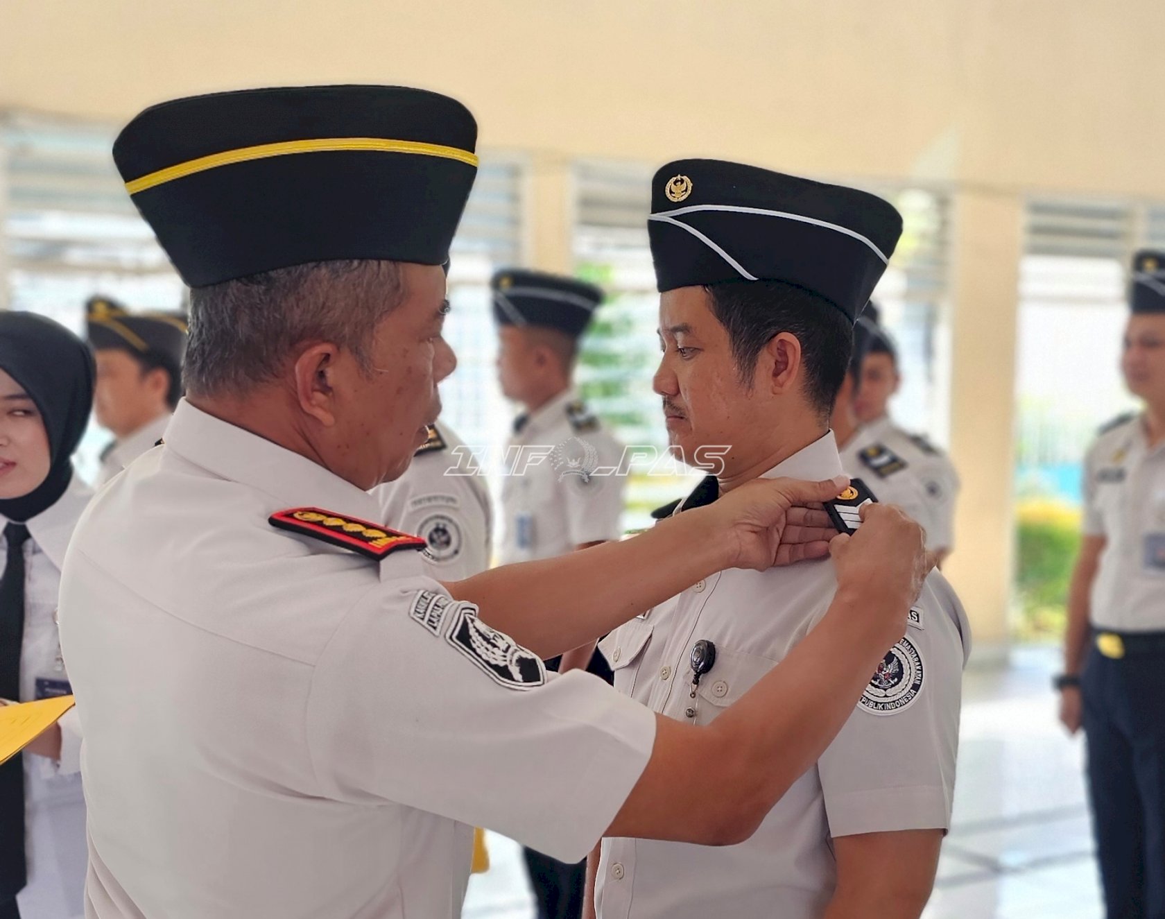 Pertegas Integritas, 15 Petugas Lapas Pangkalpinang Terima Kenaikan Pangkat