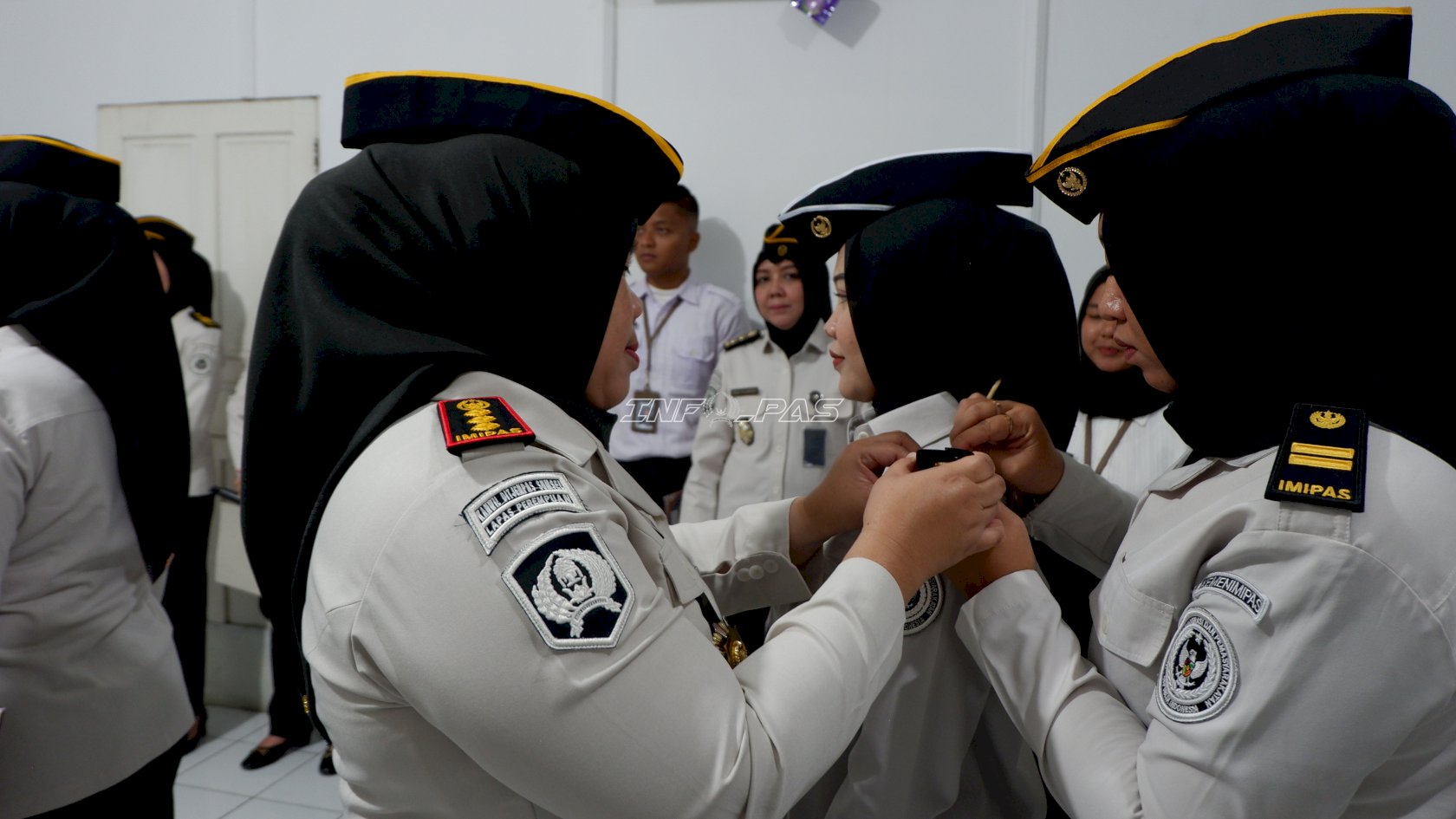 Apresiasi Dedikasi, 13 Petugas Lapas Perempuan Palembang Resmi Sandang Pangkat Baru