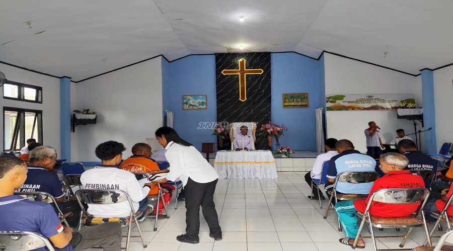 Warga Binaan Lapas Piru Dikuatkan Menapaki Jalan Pertobatan melalui Pembinaan Kerohanian 