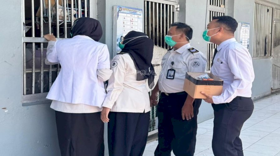 Layanan Jemput Bola, Klinik Lapas Narkotika Karang Intan Cek Kesehatan Warga Binaan di Blok Hunian