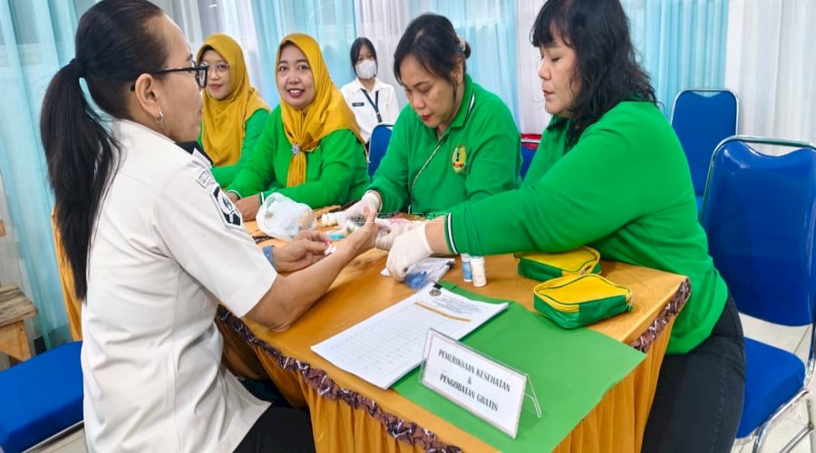 Tenaga Kesehatan Lapas Banjarmasin Layani Pemeriksaan Kesehatan Petugas Pemasyarakatan Kalsel