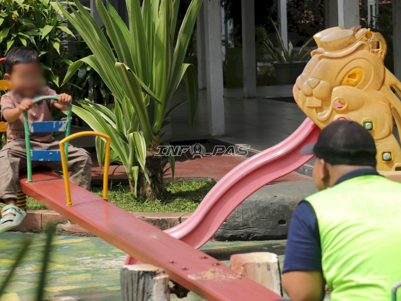 Lapas Banjarmasin Hadirkan Taman Bermain di Area Kunjungan, Ciptakan Layanan Ramah Anak
