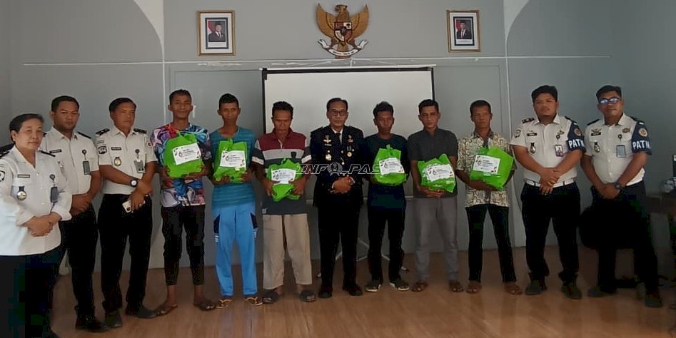 Peringati HBP Ke-62, Lapas Tolitoli Salurkan Gerobak dan Bansos