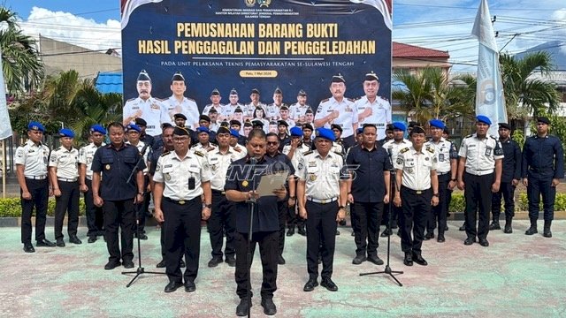 Perkuat Komitmen Zero Halinar, LPKA Palu Hadiri Pemusnahan Barang Bukti Hasil Razia