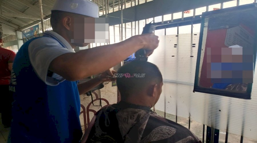 Warga Binaan Rutan Rantau Ikuti Pembinaan Kemandirian UMKM Pangkas Rambut