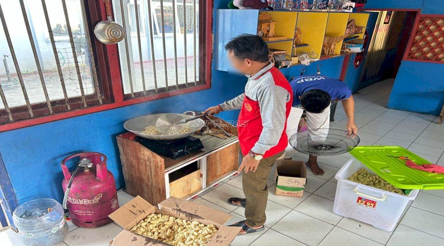 Lewat Pembinaan Tata Boga, Warga Binaan Rutan Marabahan Produksi Makaroni Goreng