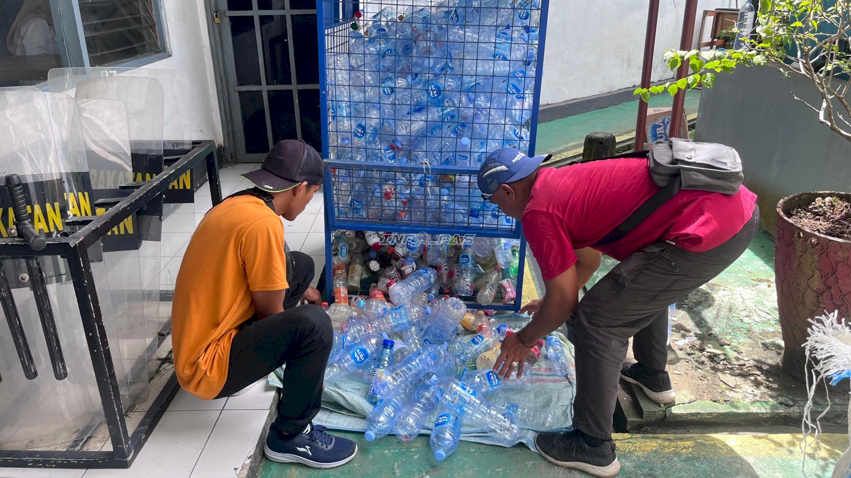 Rutan Barabai Optimalkan Pengelolaan Sampah, 22 Kg Botol Plastik Disalurkan ke DLH HST