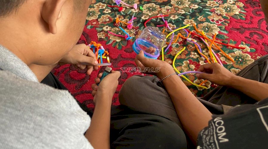 Anak Binaan LPKA Palembang Sulap Barang Sederhana Jadi Kerajinan Tangan Kreatif