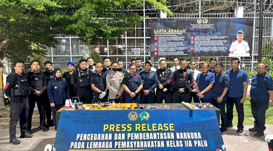 Tingkatkan Keamanan, Lapas Palu dan Polresta Palu Razia Kamar Hunian Warga Binaan