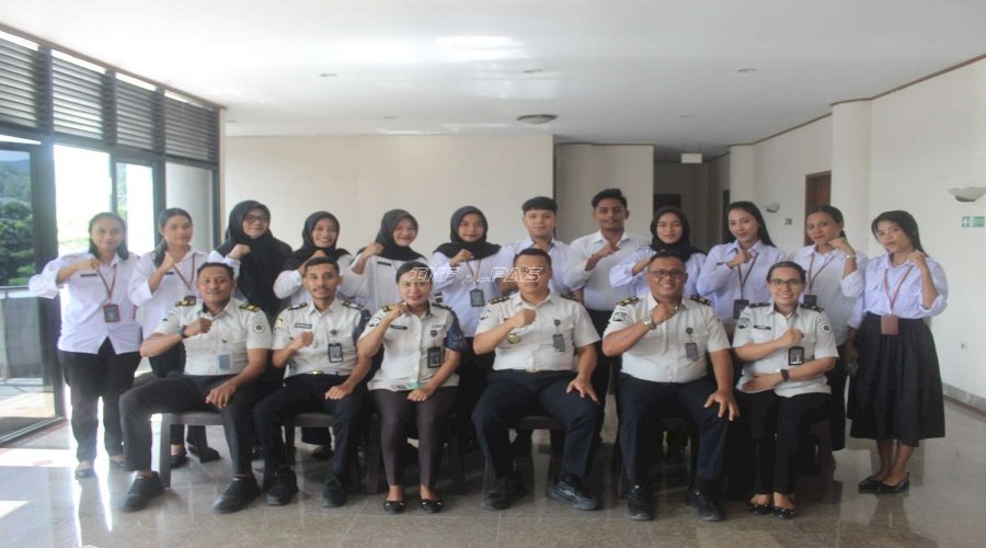 Pelepasan Peserta Magang Batch II Kemenaker, Kanwil Ditjenpas Maluku Tekankan Pentingnya Pengalaman Kerja dan Disiplin