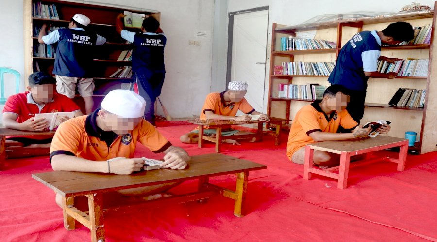 Di Antara Lembaran Buku, Warga Binaan Lapas Batulicin Tumbuhkan Budaya Literasi