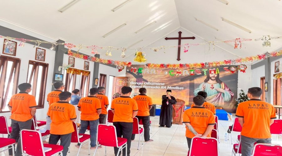 Gandeng Gereja Ortodoks Kota Madiun, Lapas Pemuda Madiun Gelar Pembinaan Kerohanian Kristen dan Katolik