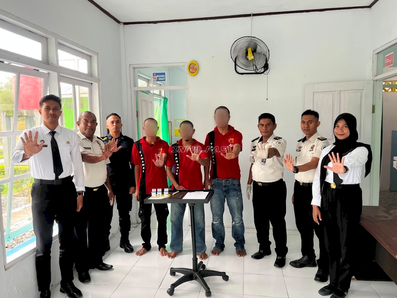 Deteksi Dini Narkoba, Tiga Tahanan Baru Lapas Piru Jalani Tes Urine