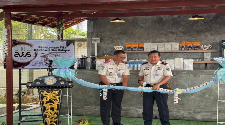 Kakanwil Ditjenpas Kalsel Resmikan Cafe Asa Corner Lapas Banjarbaru, Perkuat Pembinaan Kemandirian Warga Binaan