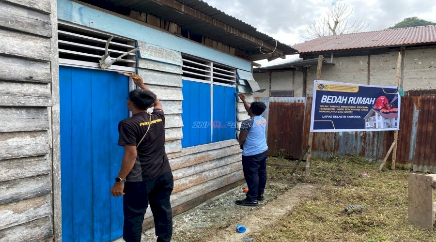 Dari Pemasyarakatan untuk Masyarakat, Lapas Kaimana Bedah Rumah Warga Kurang Mampu