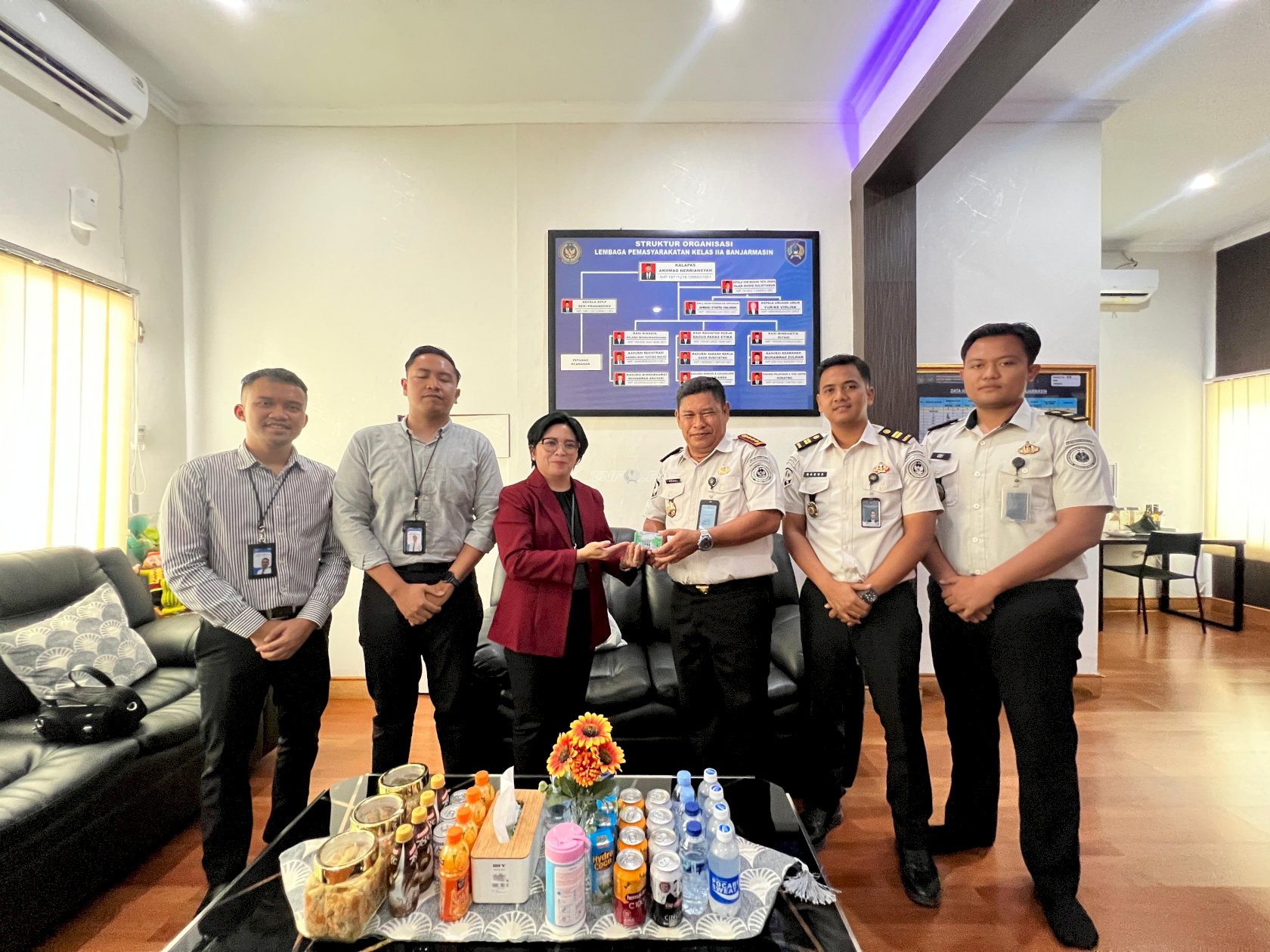 Dukung Digitalisasi Layanan, Lapas Banjarmasin Terima 50 Kartu BRIZZI dari BRI