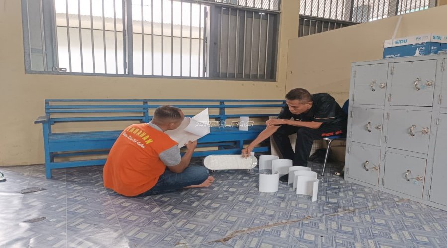 Kreativitas Warga Binaan Rutan Ambon Hasilkan Tempat Sampah Organik dan Nonorganik, serta Akuarium 